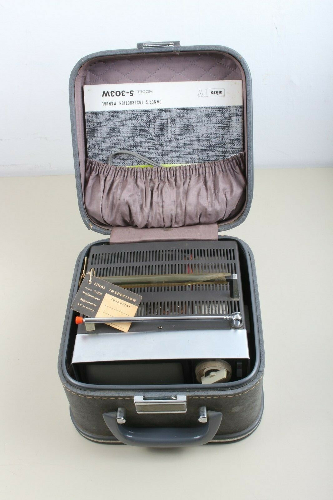 Vintage Sony Micro Television Model 5 - 303