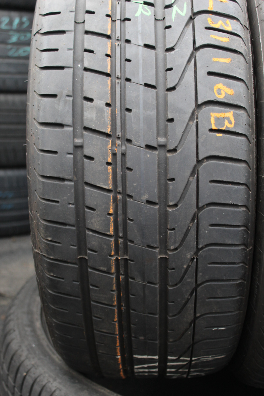 255 45 19 Pirelli, P Zero, AO, 100Y, x2 A Pair 6.0mm (F1_tyres) L3116