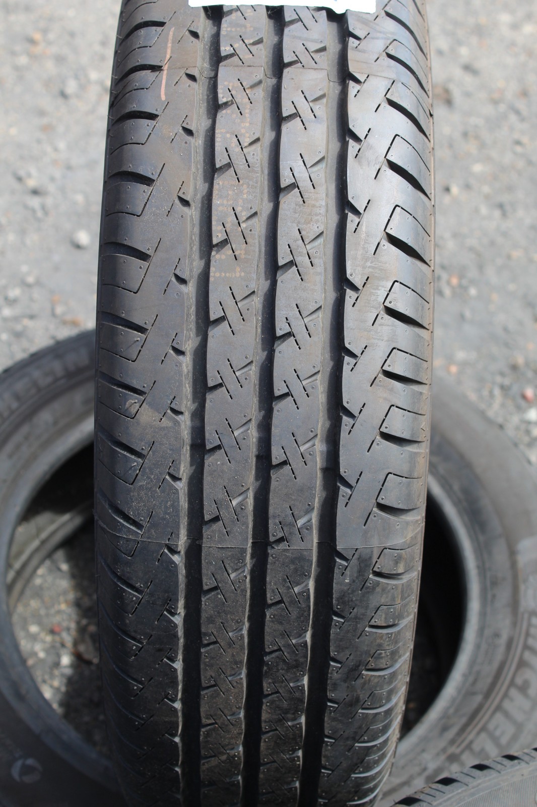 New 205 75 16C Runway, Enduro 616, 110/108R, x1 Single Tyre (F1_tyres) YD112