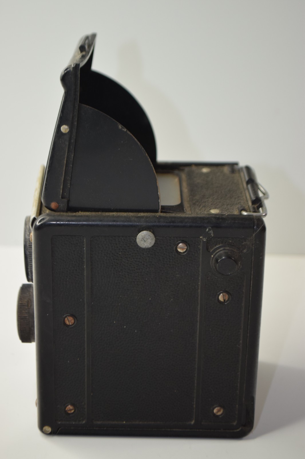Vintage Art Deco Spartus Full-Vue Box Camera Dual Lens Reflex
