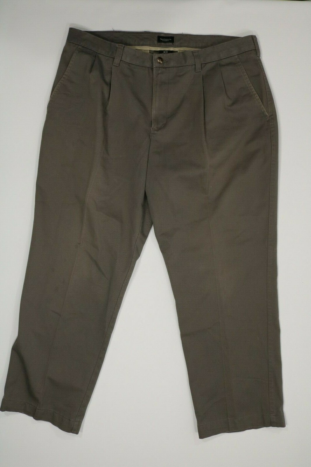 Mens Van Heusen Gray Dress Pants 38x29 EUC
