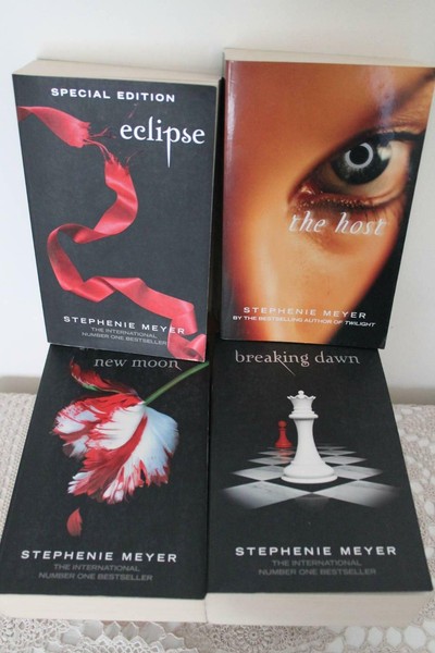 Download New Moon Collector&#039;s Edition Stephenie Meyer Pictures