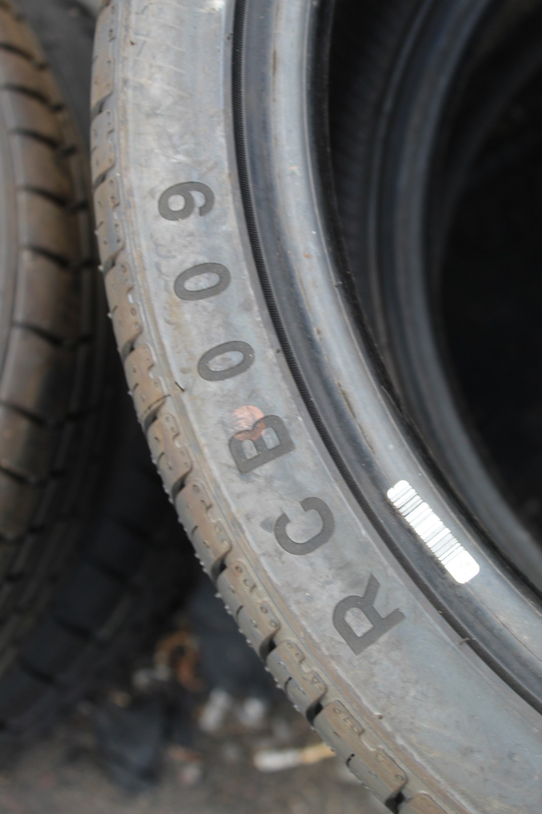 New 215 40 18 Churchill, RunFlat, RCB009, 85Y, x1 Tyre (F1_tyres) L3589