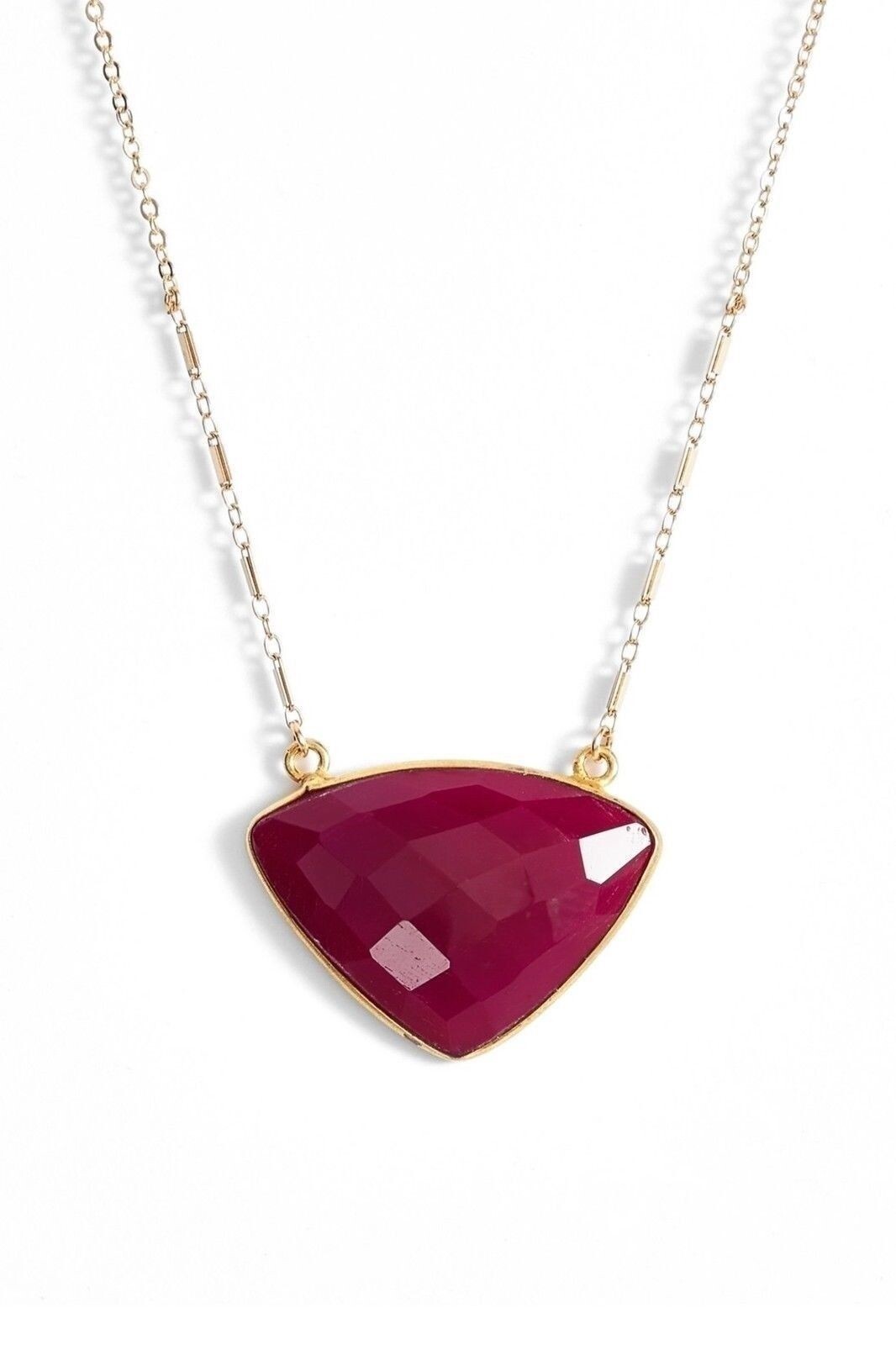 SONYARENEE 'Lee' 14k Gold Fuchsia Chalcedony Stone Pendant Necklace 133109