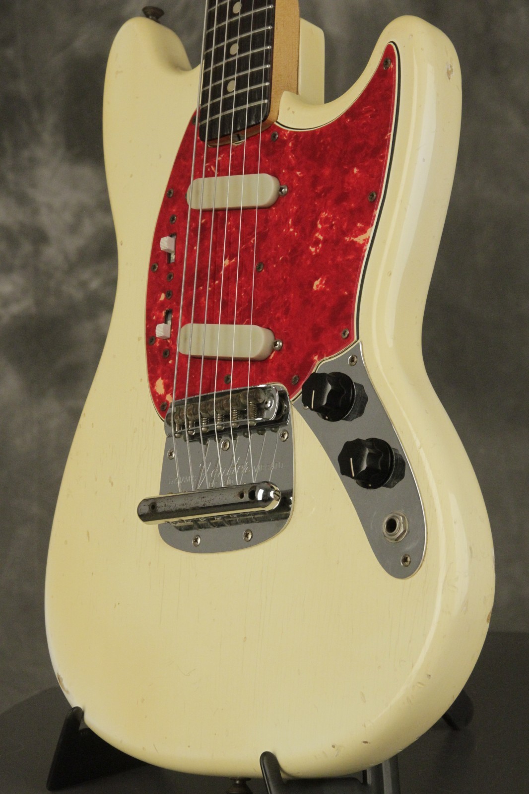 original 1965 Fender Mustang WHITE!!!
