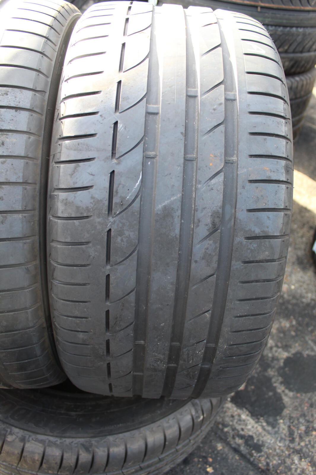 275 35 20 Bridgestone, RunFlat, 102Y, x2 A Pair, 5mm (f1_tyres) FO L131