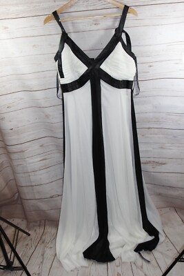 Pearce Fonda Ivory and black long / evening / maxi / ball dress size 14 - BNWT