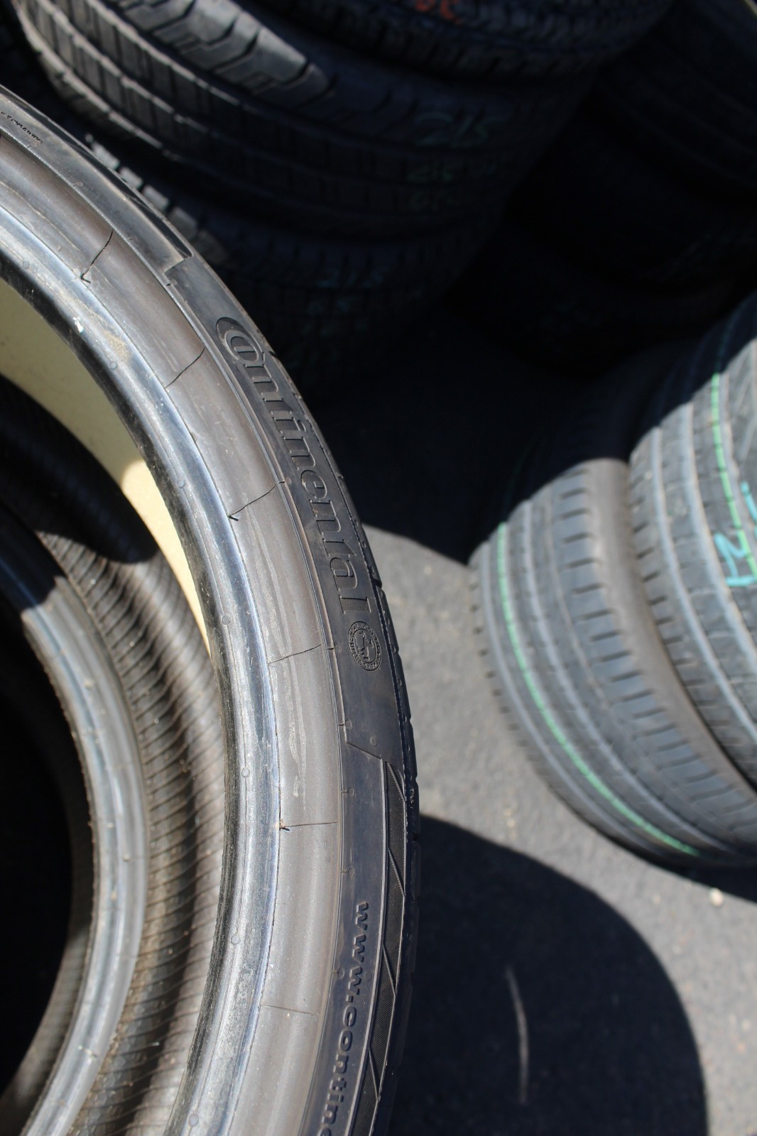 265 30 20 Continental, CSC 5P, RO1, XL, 107T, x2 A Pair 5.0mm (F1_tyres) L3735