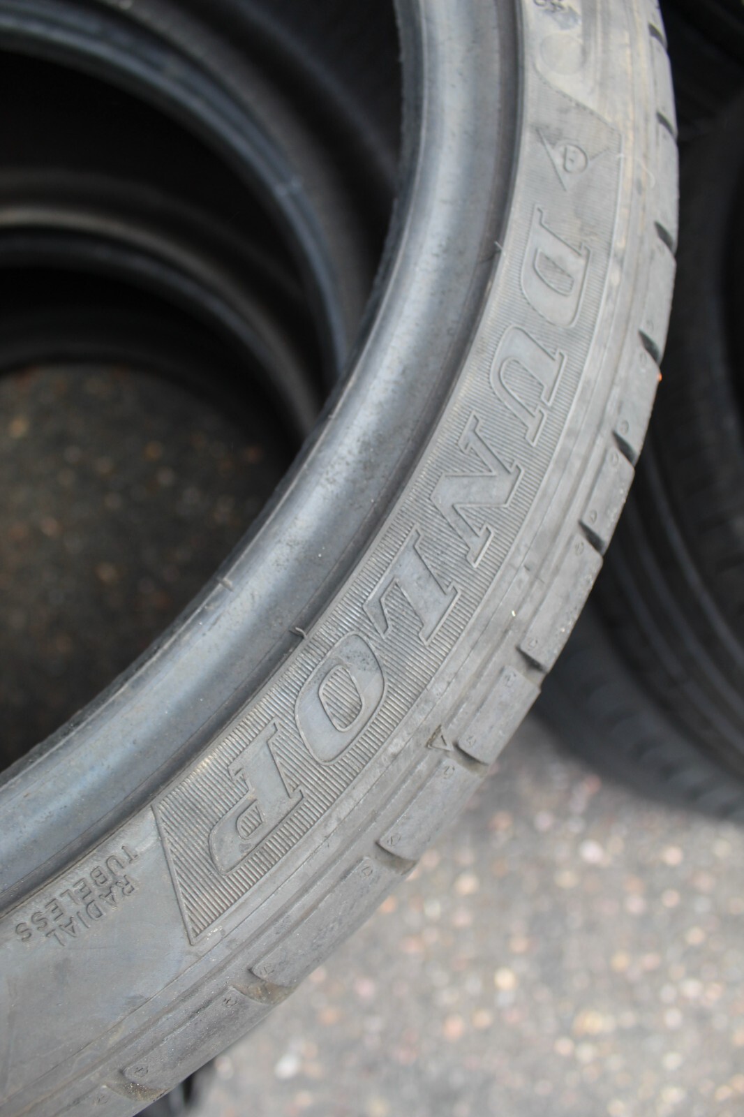 275 35 20 Dunlop, SP Sport Maxx,XL, 102Y, x2 A Pair, 6.8mm (f1_tyres) FOD L1201