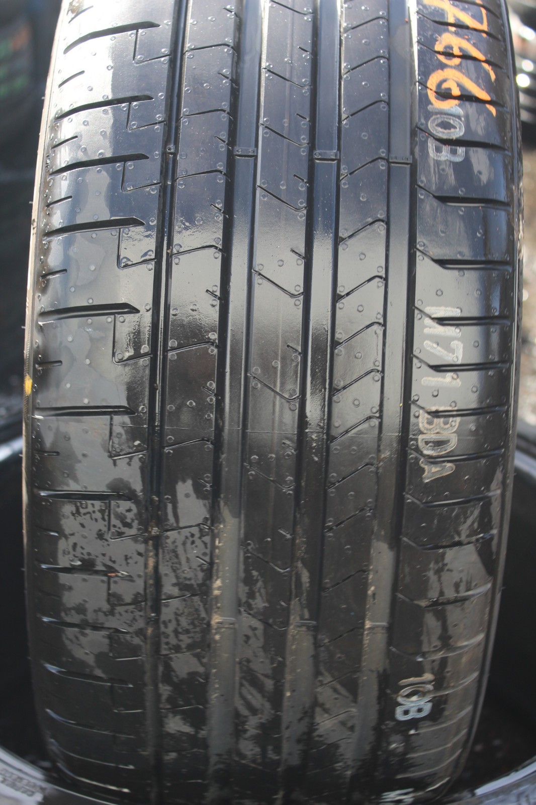 New 245 35 18 Pirelli, P Zero, 92Y, x1 Single Tyre (F1_tyres) L3766