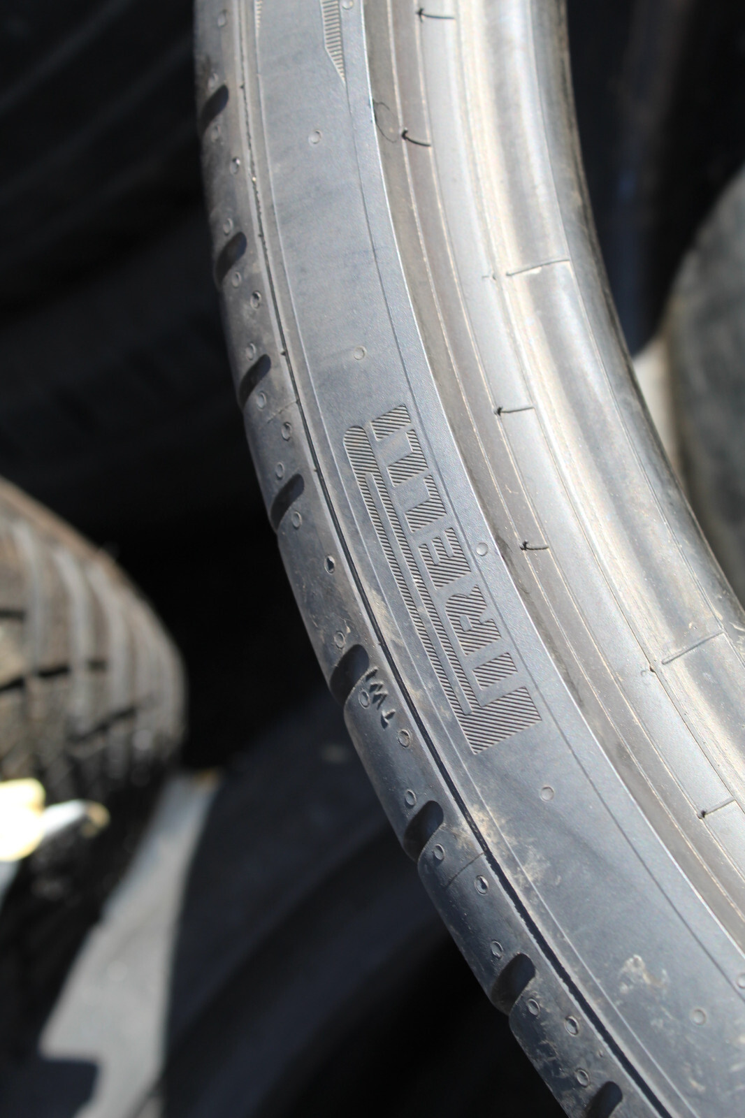 255 30 20 Pirelli, RunFlat, XL, 92Y, x1 Single Tyre 4.2mm (F1_tyres) L2931