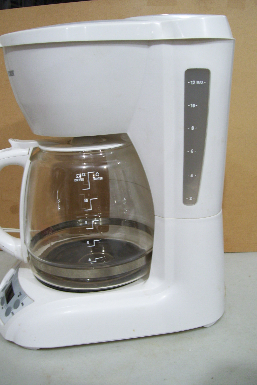 Black & Decker White12-Cup Coffee Maker