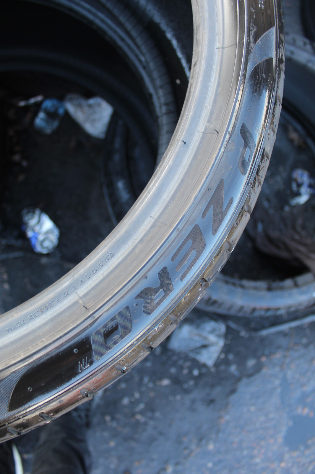 255 35 20 Pirelli, P Zero, J, XL, 97Y, x2 A Pair 5.0mm (F1_tyres) L3327