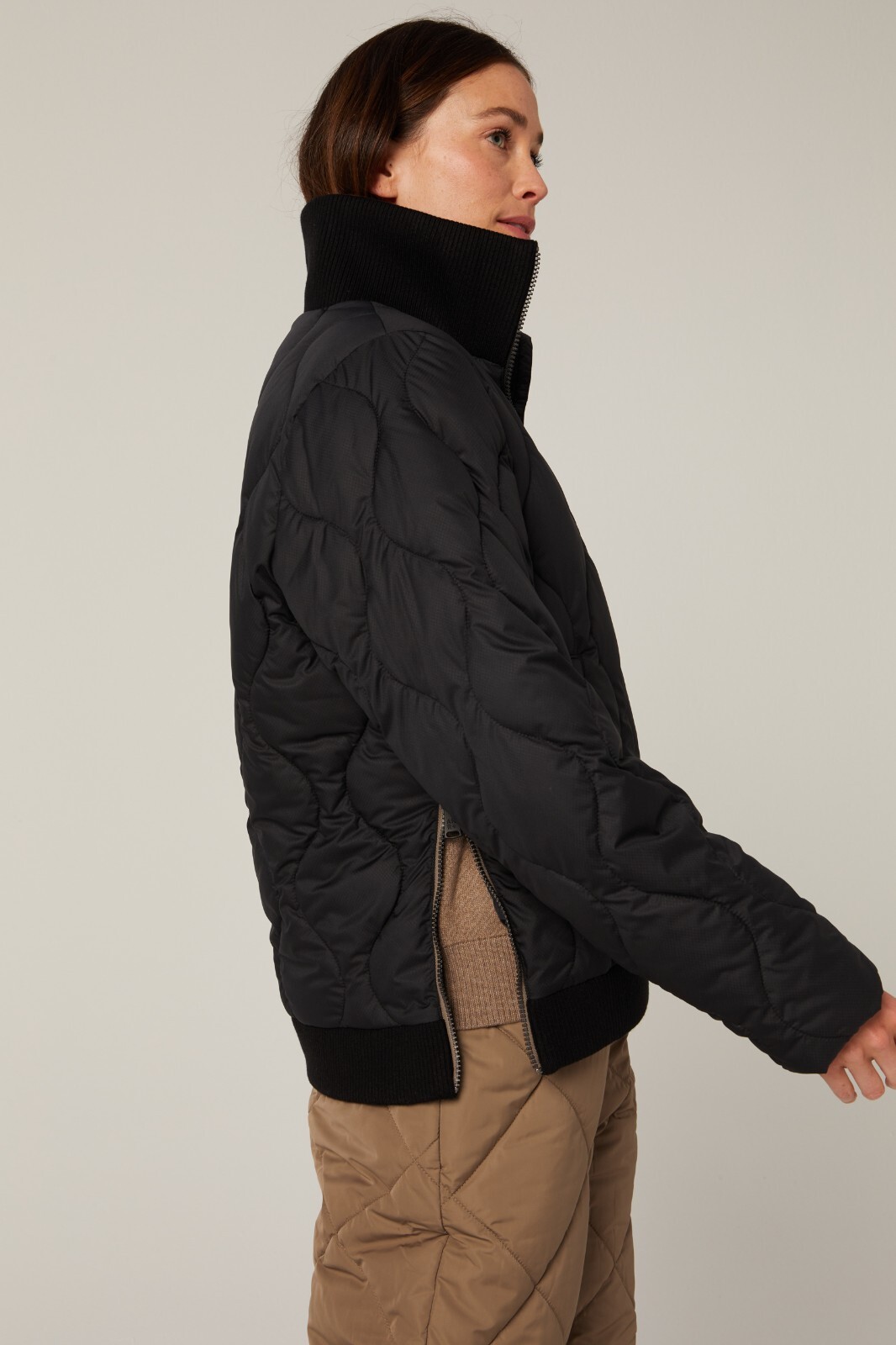 Pre-owned Alp N Rock Women's  Nelly 1/2 Zip Pullover Jacket--new With All Original Tags In Black