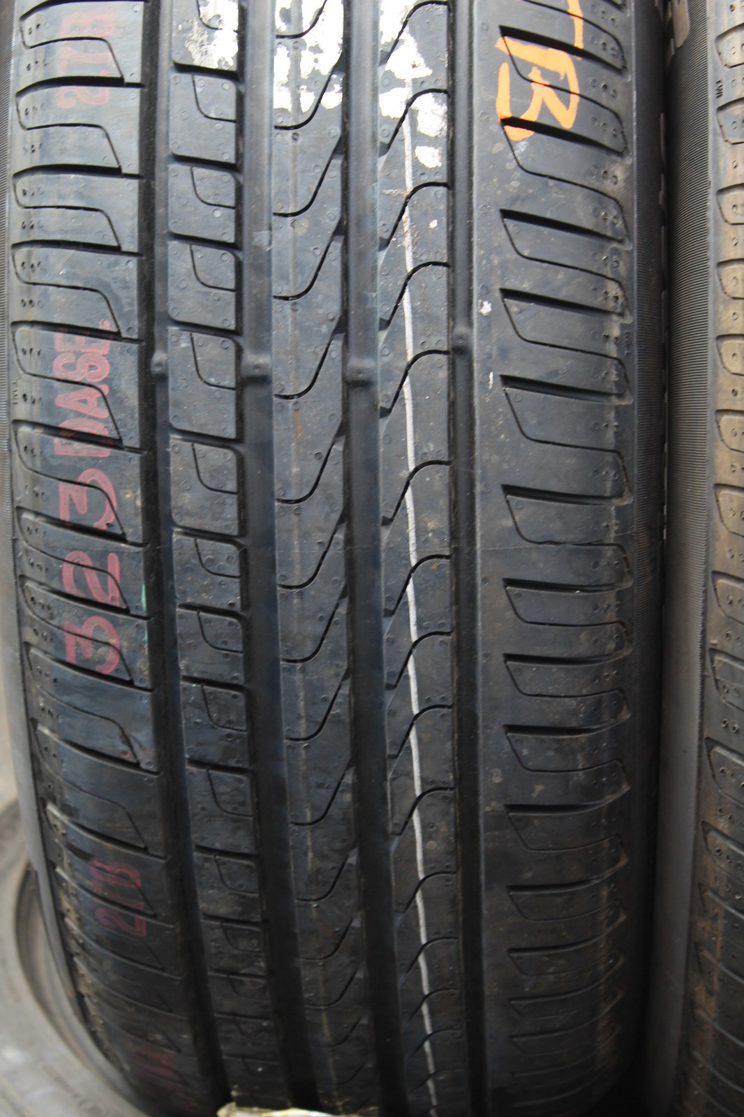 New 215 55 17 Pirelli, Cinturato P7, 94W, x2 A Pair (F1_tyres) L3595