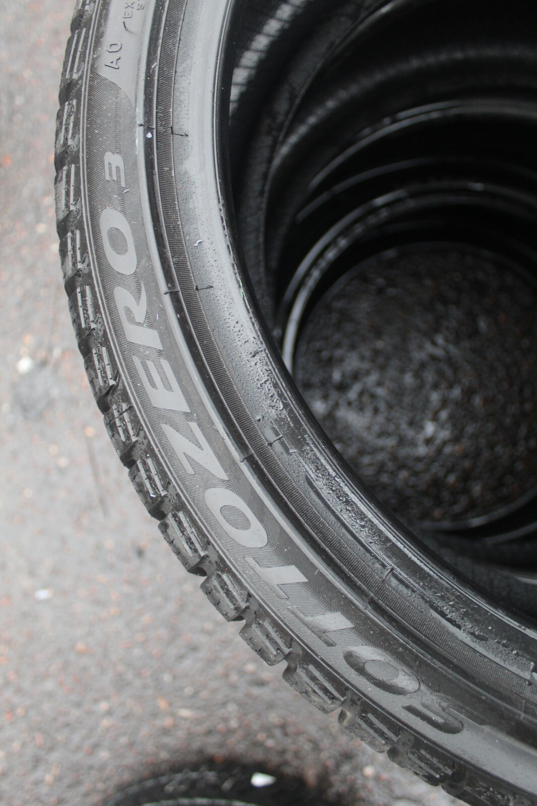 225 40 19 Pirelli, Winter, M+S, XL, AO, 93V, x2 A Pair 6.8mm (F1_tyres) L3198
