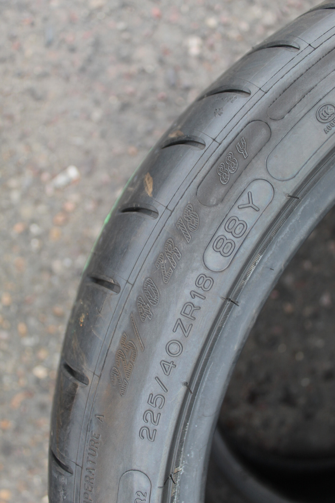 New 225 40 18 Michelin, Pilot Super Sport, 88Y, x1 Single (F1_tyres) FO L2517