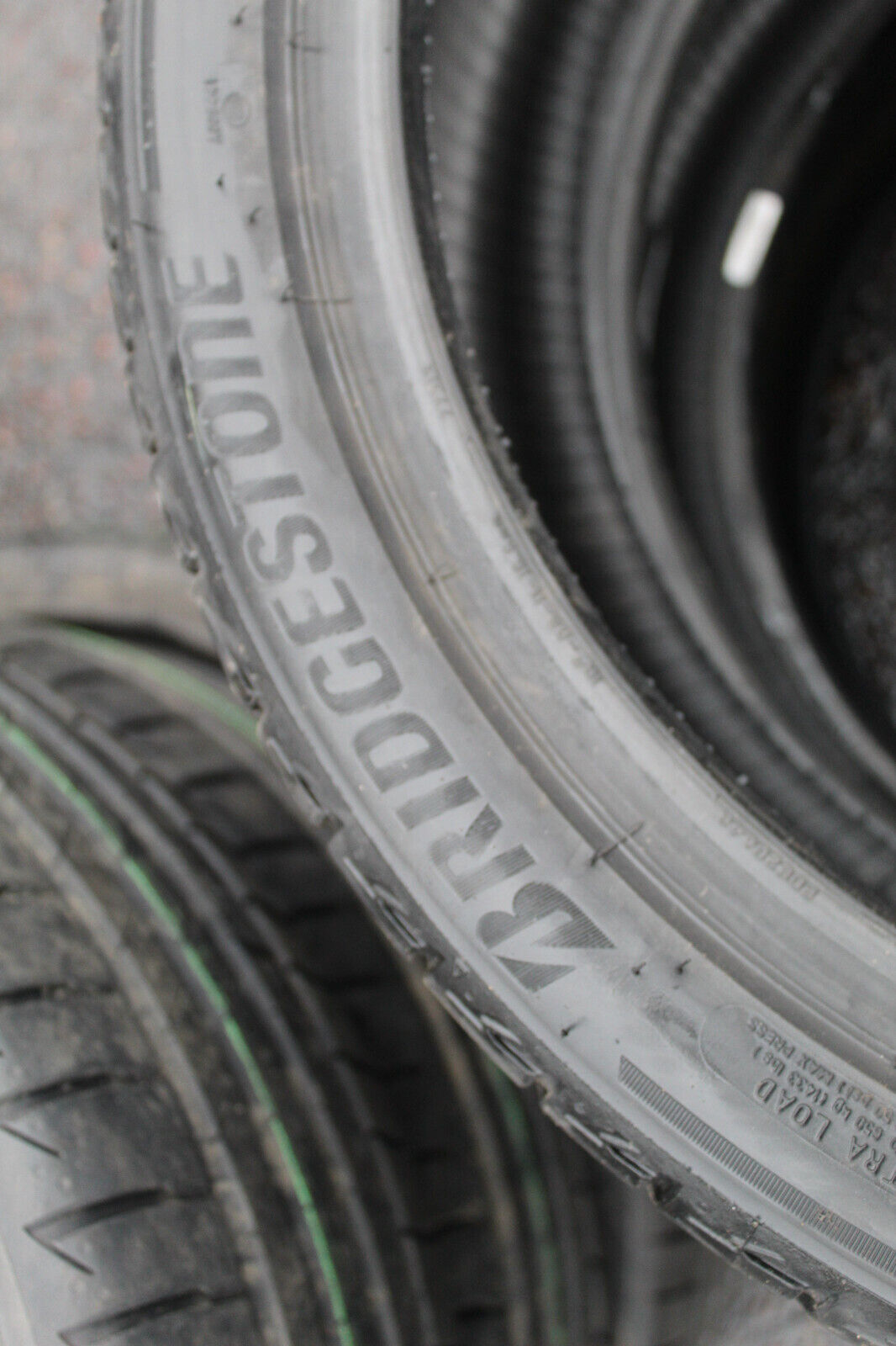 225 40 19 Bridgestone, Turanza T005, MO, 93W, x2 A Pair 7.0mm (F1_tyres) L3242