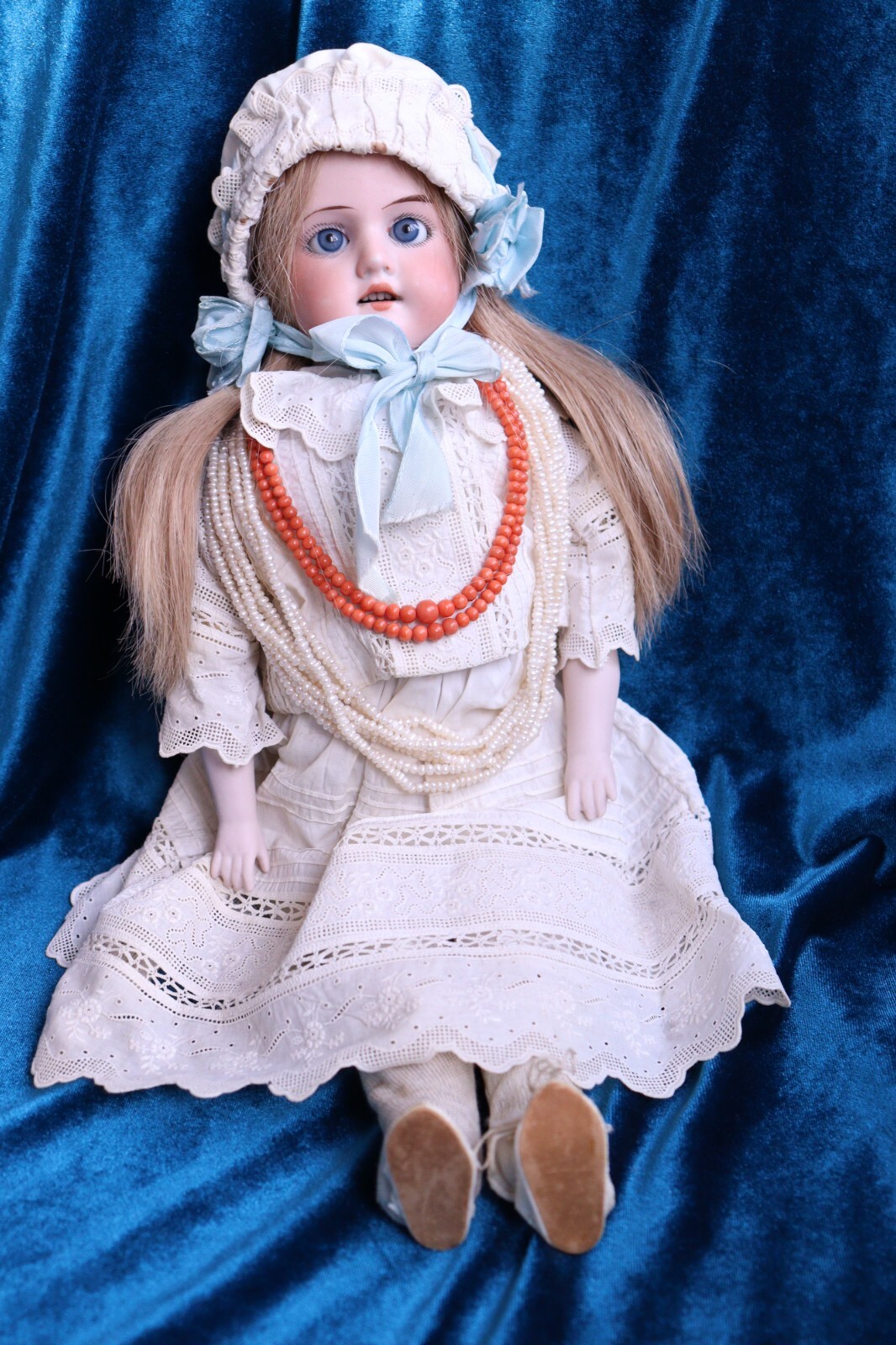 その他 porcelain doll Seymour Mann Connoisseur Collection Doll Carla - New with