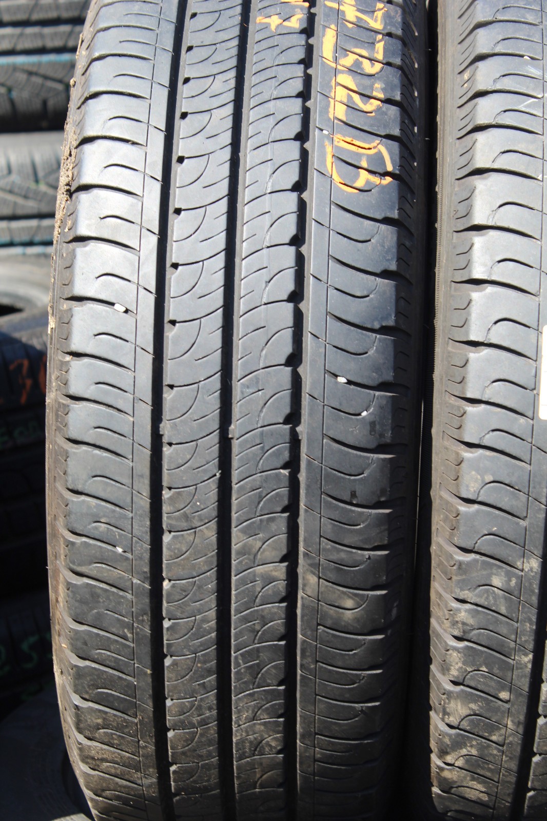215 60 17C Goodyear, Efficient Grip, 109/107T x2 A Pair 8.0mm (F1_tyres) L3732