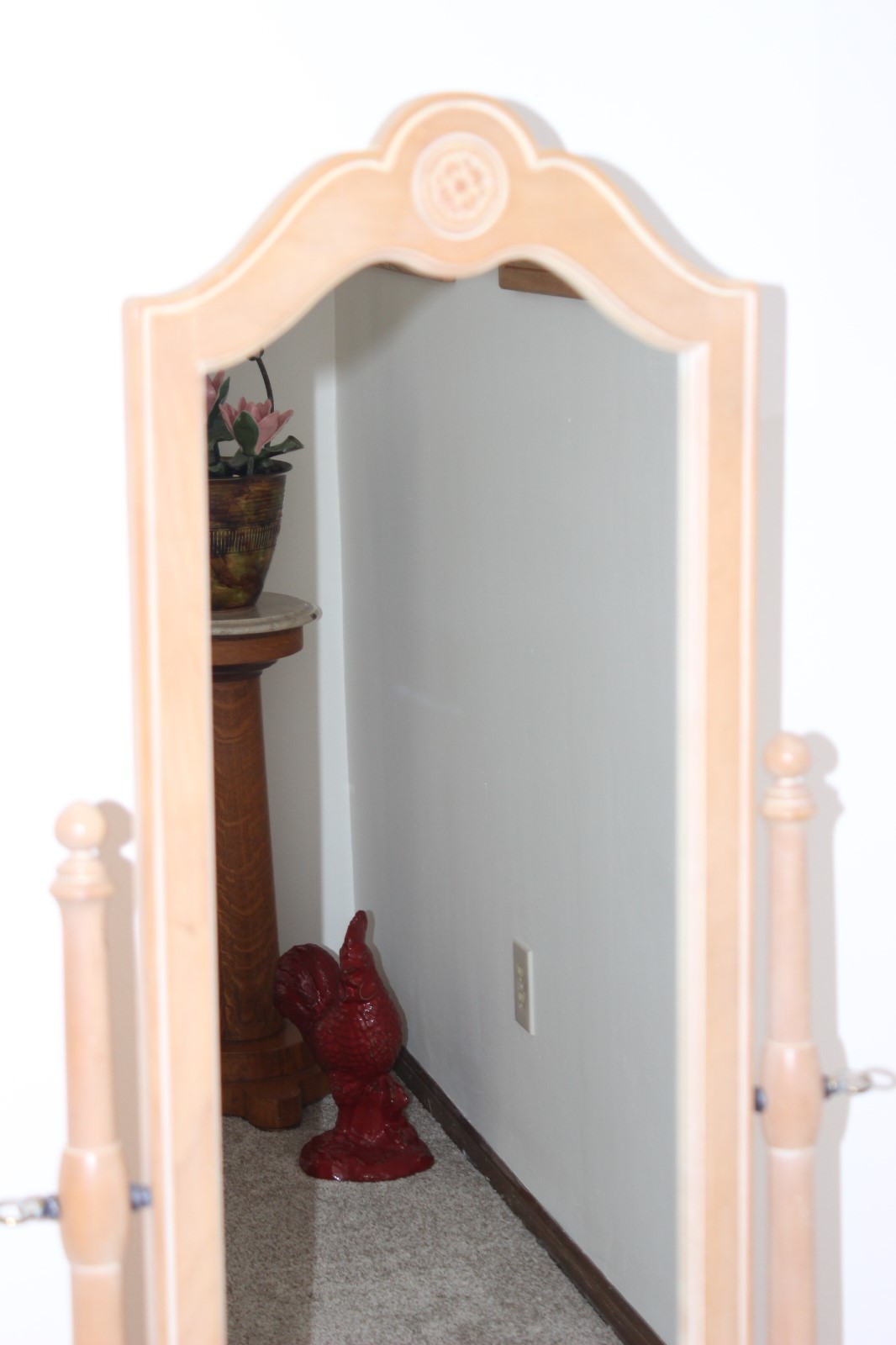Beautiful Ethan Allen Cheval Mirror Country French Collection