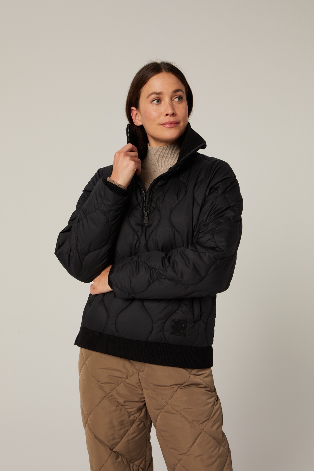 Pre-owned Alp N Rock Women's  Nelly 1/2 Zip Pullover Jacket--new With All Original Tags In Black