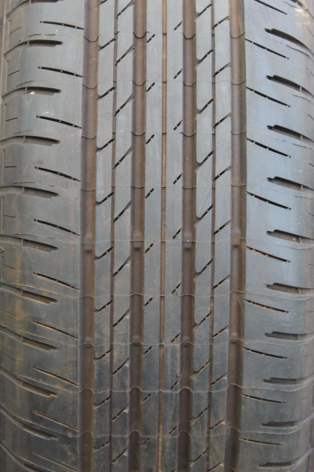 New 225 60 18 Bridgestone, Alenza HL33, 100V, x1 Single Tyre (F1_tyres) X70