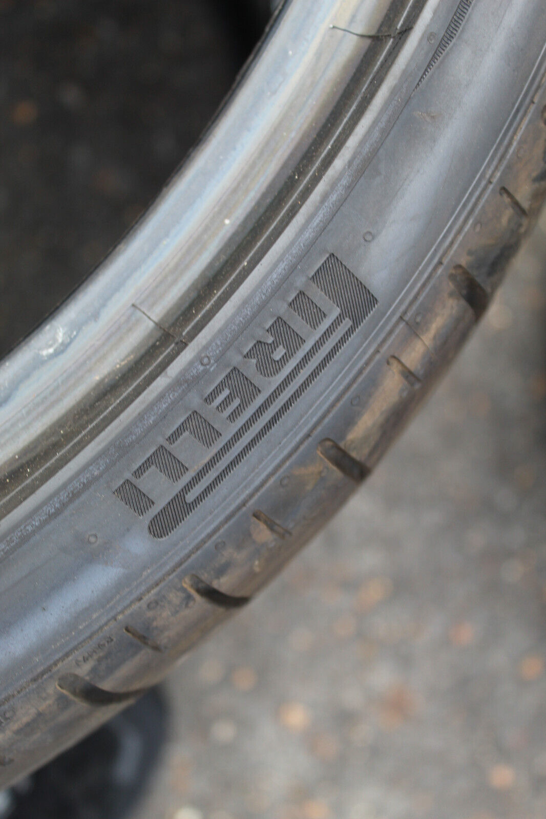 New 285 30 22 Pirelli, P Zero, AO, PNCS, 101Y, x2 A Pair (F1_tyres) FO L2818