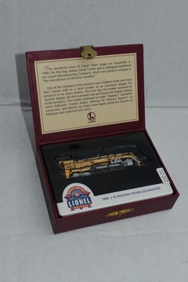 HALLMARK 2000 LIONEL Gold HUDSON J-1E Steam Locomotive Engine Ornament MIB train