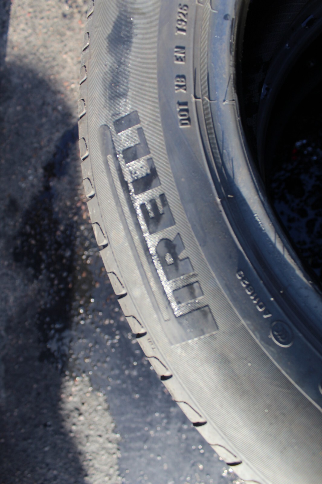 225 55 17  Pirelli, Cinturato P7,  AO, 97Y, x2 A Pair 6.2mm (F1_tyres) L407