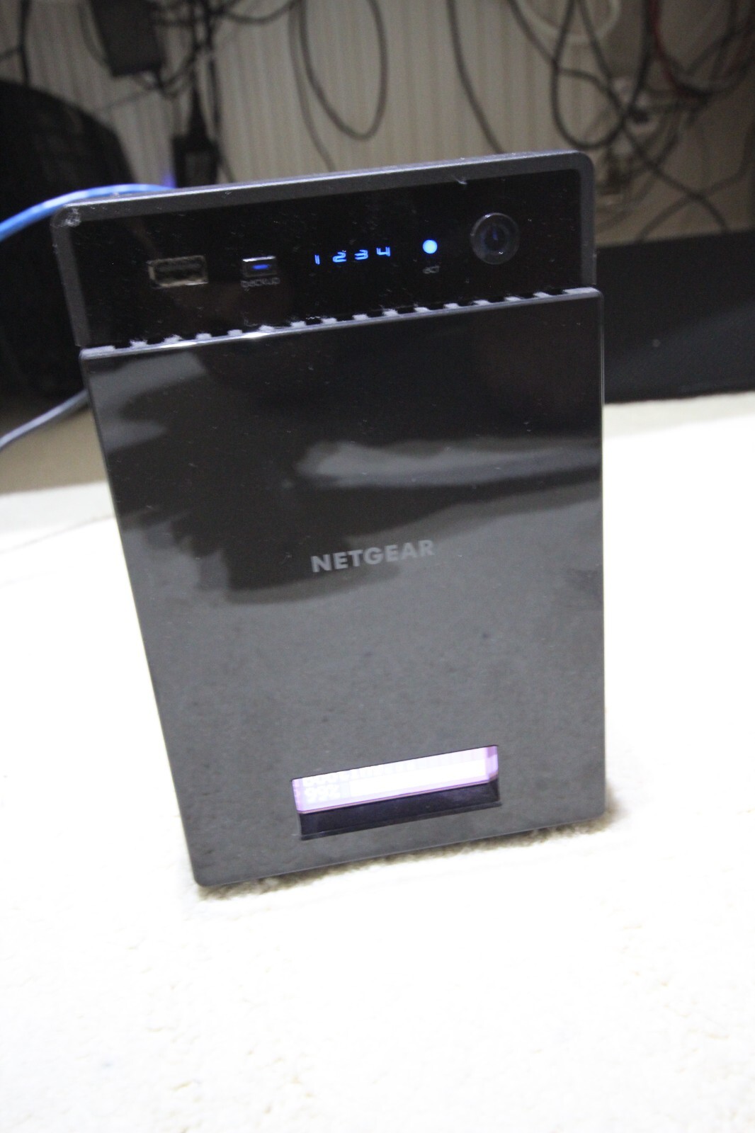 NETGEAR ReadyNAS 104 (RN10400) 4ベイNAS ディスクレスタイプ