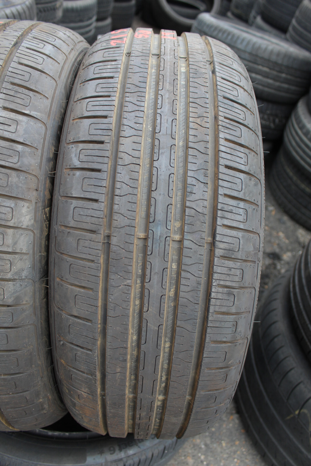 New 215 50 19 Goodyear, Efficient Grip, 93T, x2 A Pair (F1_tyres) L1384