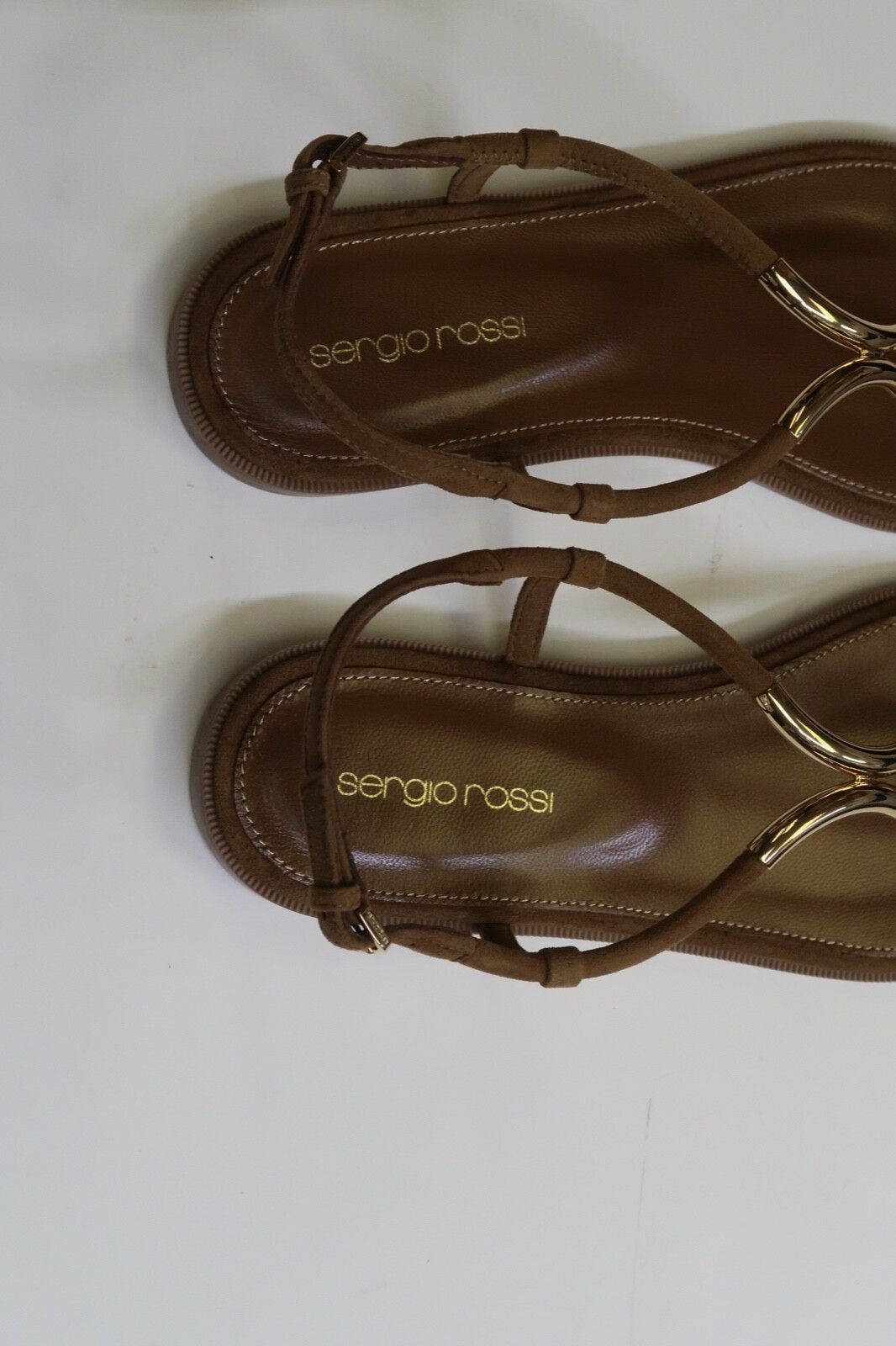 Pre-owned Sergio Rossi Women's Gold Hardware Twist Brown Flat Thong Sandals Eu 39 $595
