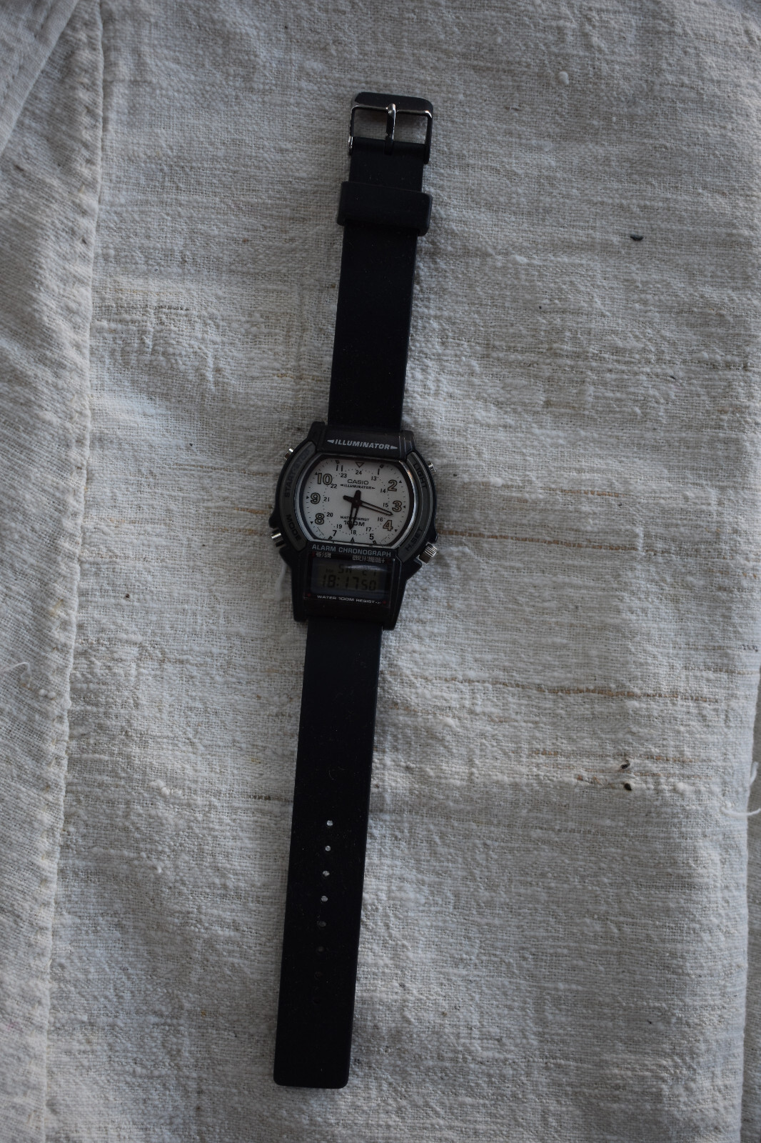 CASIO AW-61 イルミネーター アナデジデュアルタイム メンズウォッチ CASIO AW-61 イルミネーター アナデジデュアルタイム メンズ