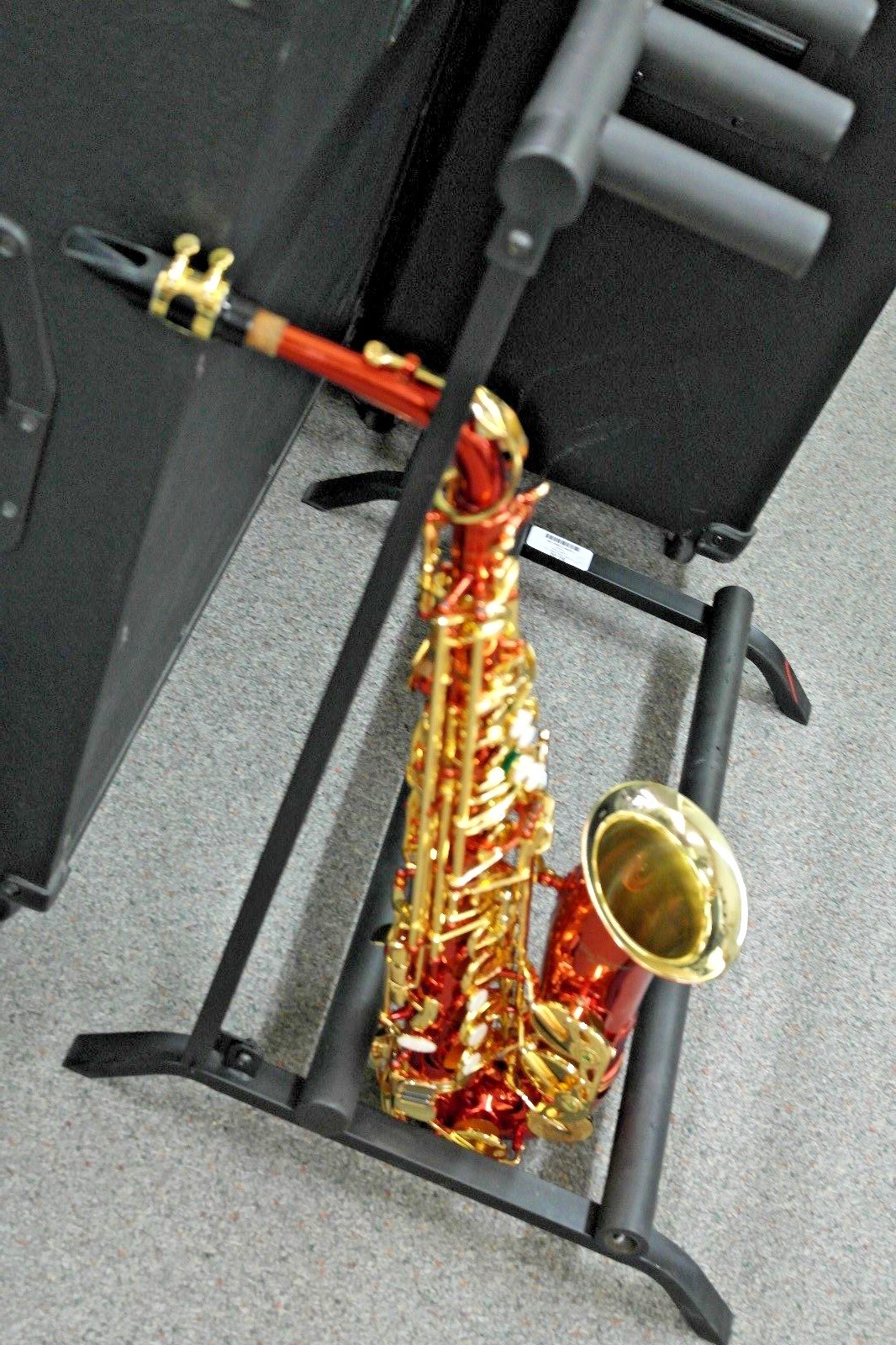 The Freemont Arizona Saxaphone w/case