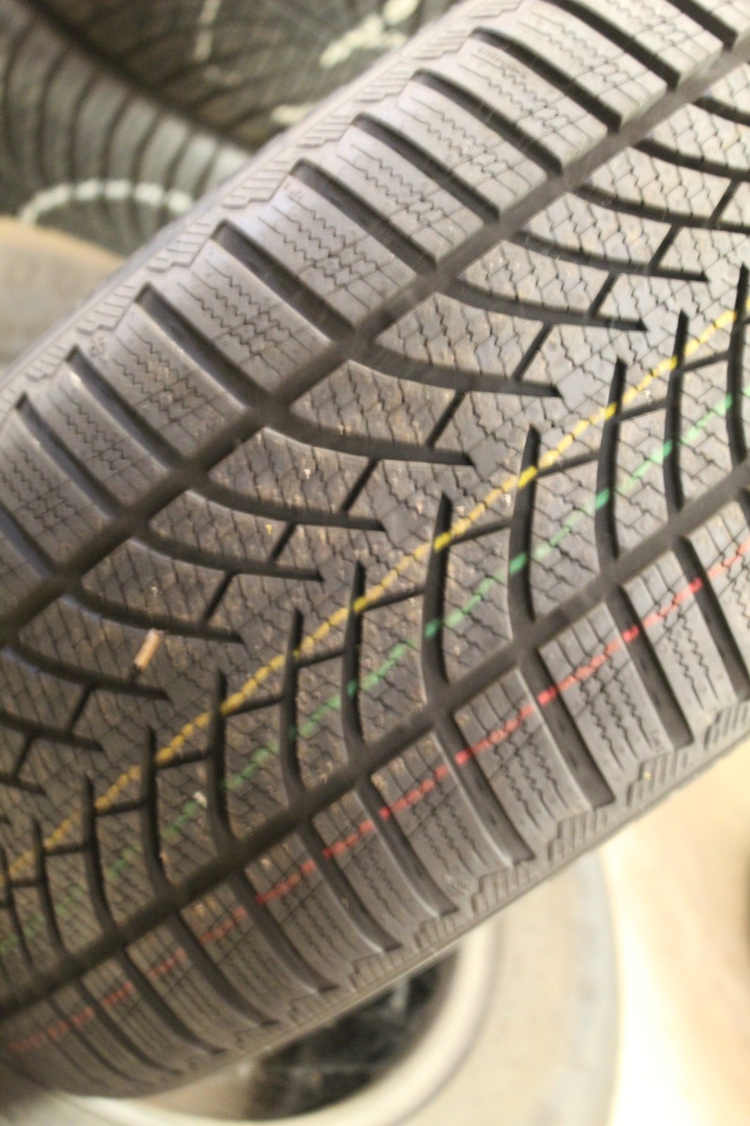 New 235 45 18 Semperit, Speed Grip, Winter, XL, M+S 98V, x1 Tyre (F1_tyres) X145