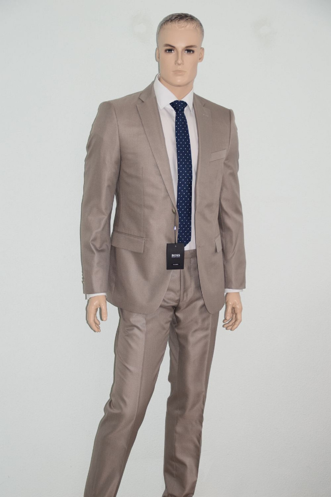 Pre-owned Hugo Boss Tailored Suit, Mod. T-howard2/court3, Size 102 / Us 42l, 100% Silk In Beige