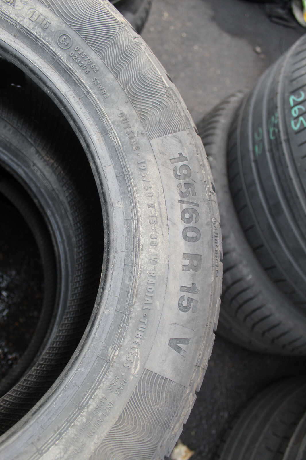 New 195 60 15 Continental, Premium Contact 5, 88V, x2 A Pair (F1_tyres) L2063