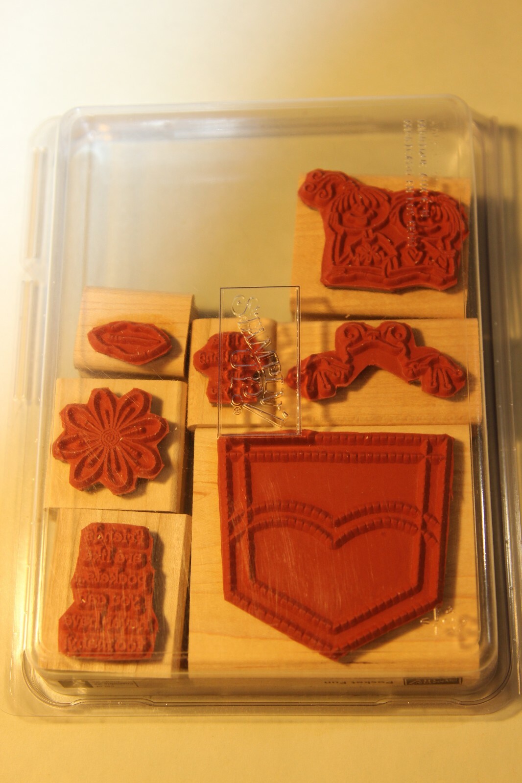 Stampin' Up - Pocket Fun wood mount stamps set of 7 frog friends flower words