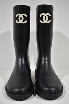 Pre-owned Chanel Rev Black White Caoutchouc Cc Logo High Pull On Rubber Rain Boots 36