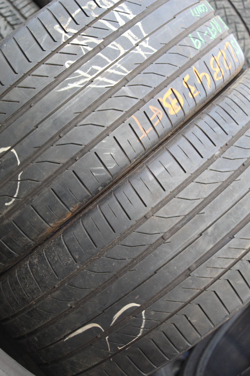 255 35 19 Continental, RunFlat, 92Y, x2 A Pair 5.4mm (F1_tyres) L2843