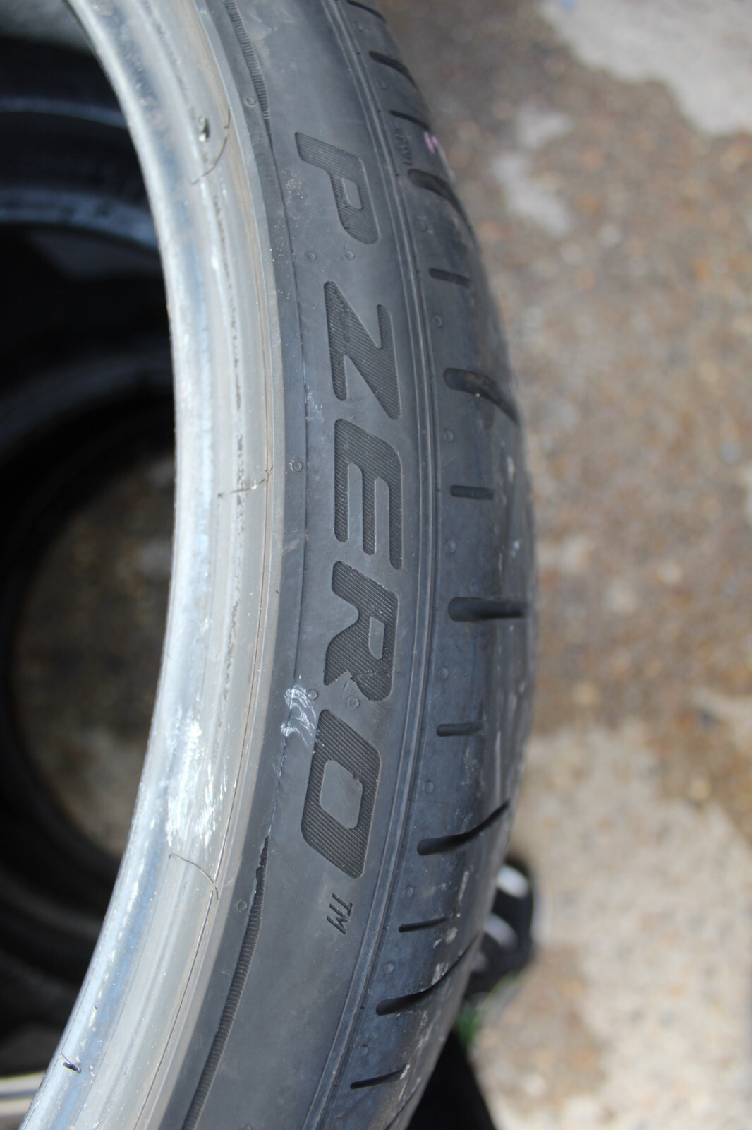 285 30 22 Pirelli, P Zero, AO, PNCS, 101Y, x1, Single, 4.5mm (f1_tyres) FO L5837