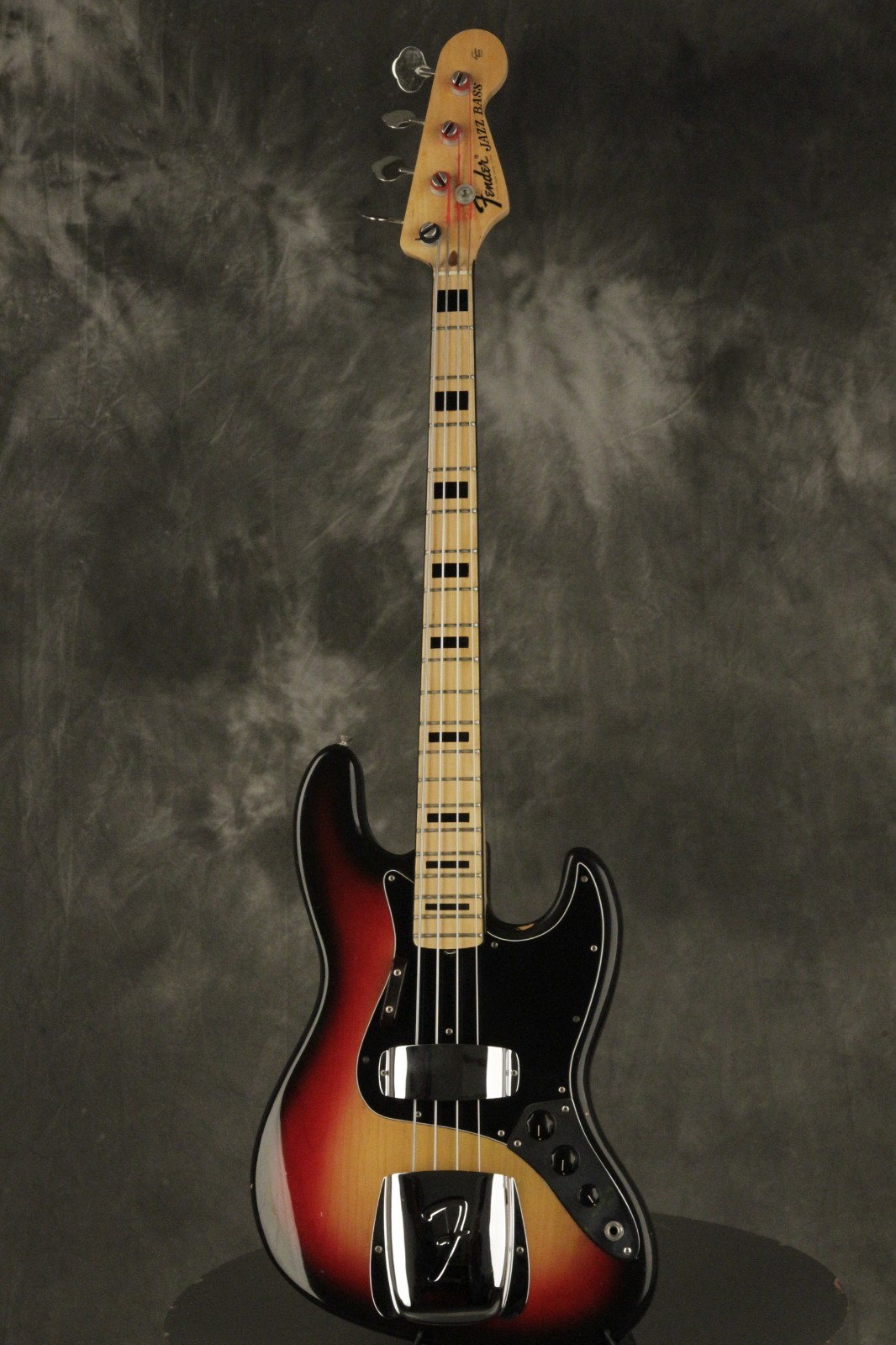 original 1973 Fender JAZZ BASS Sunburst 4-BOLT neck!!! w/HANG TAG!!!