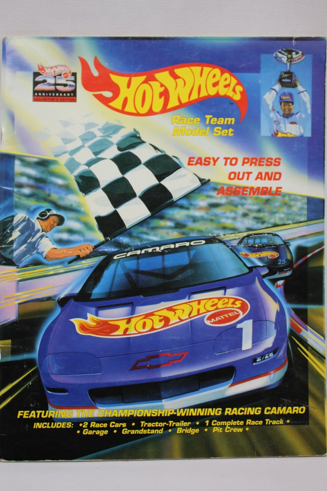 Vintage Hot Wheels Race Team Model Set Paper Toy set 1993