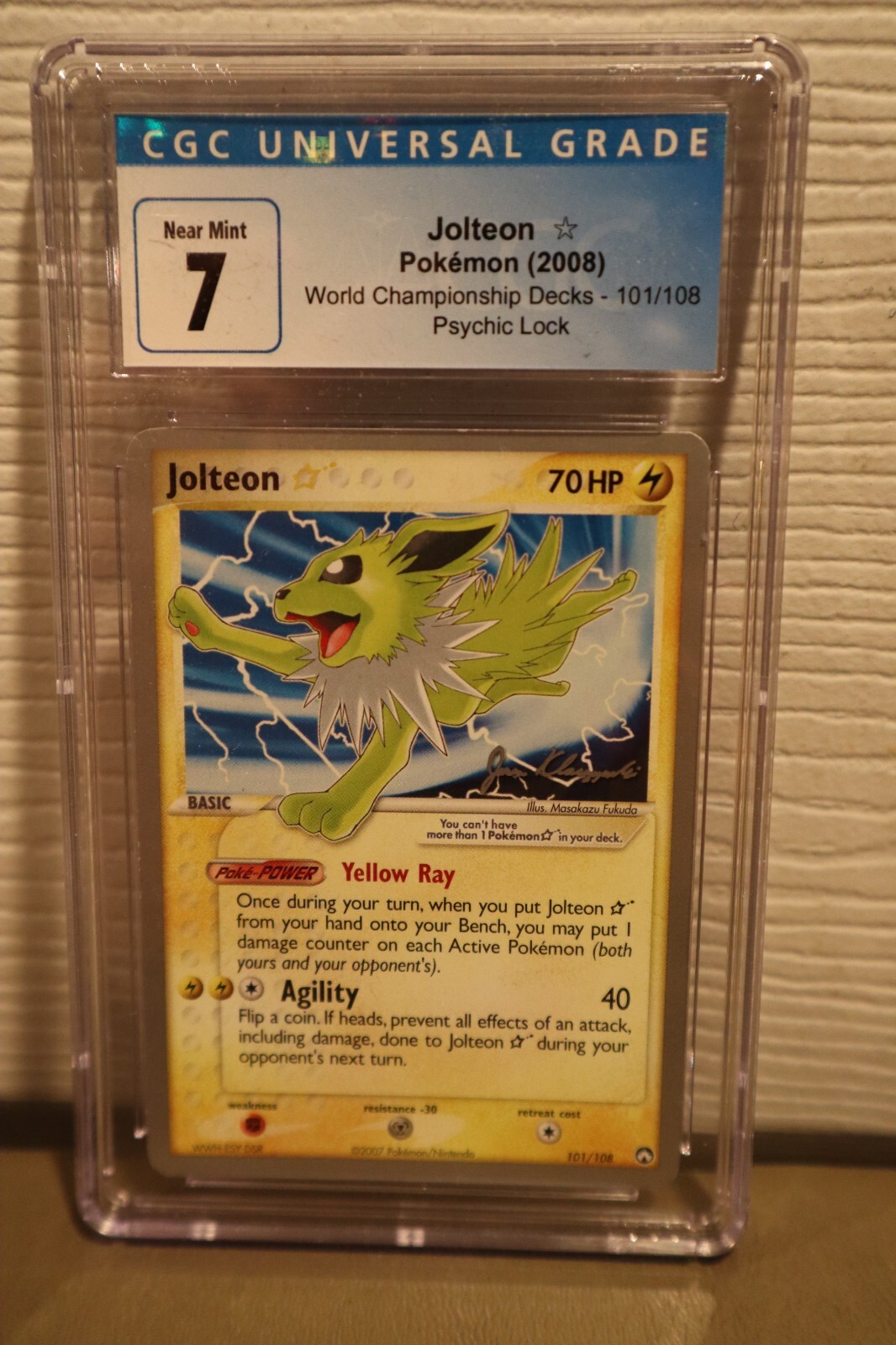 GRADED CGC 7 - Pokemon Card Jolteon Gold STAR 101/108 2008 GRADED CGC 7 - Pokemon Card Jolteon Gold STAR 101/108 2008
