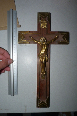grand crucifix sur bois Alren