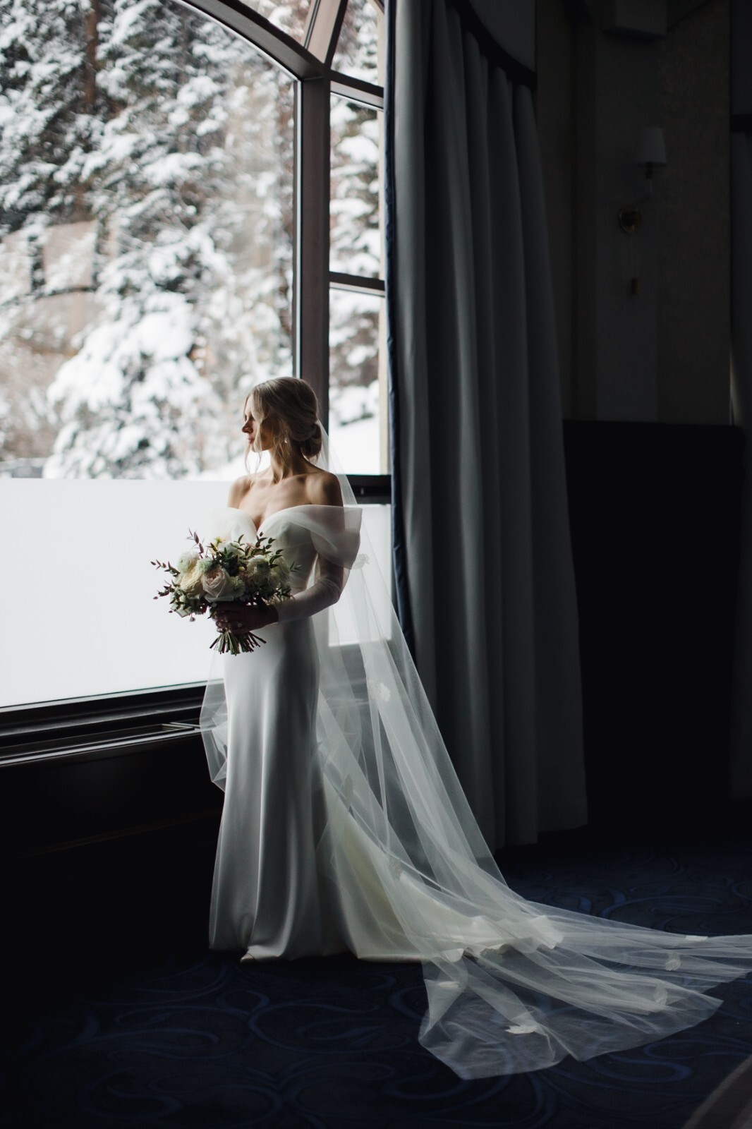 Newhite - BB Gown customized with sleeves | eBay Newhite - BB Gown customized with sleeves | eBay
