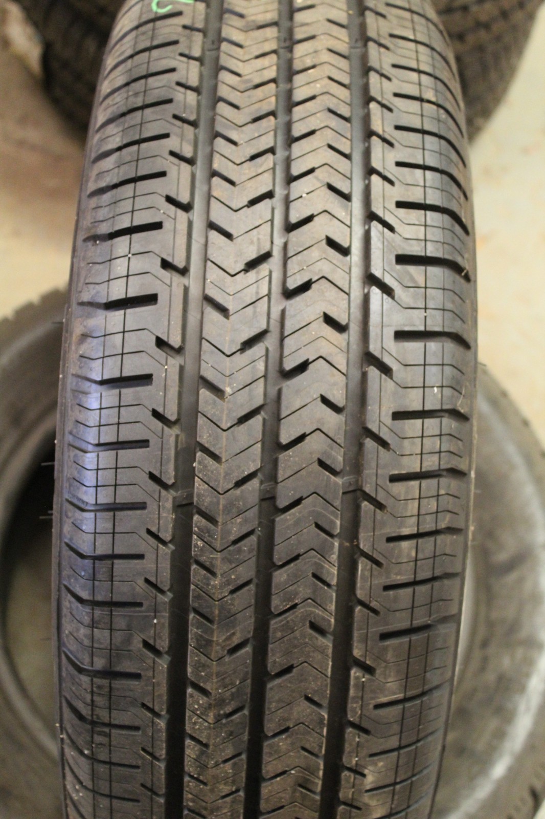 New 215 60 17C Michelin, Agilis, 104/102H, x1 Tyre (F1_tyres) X146