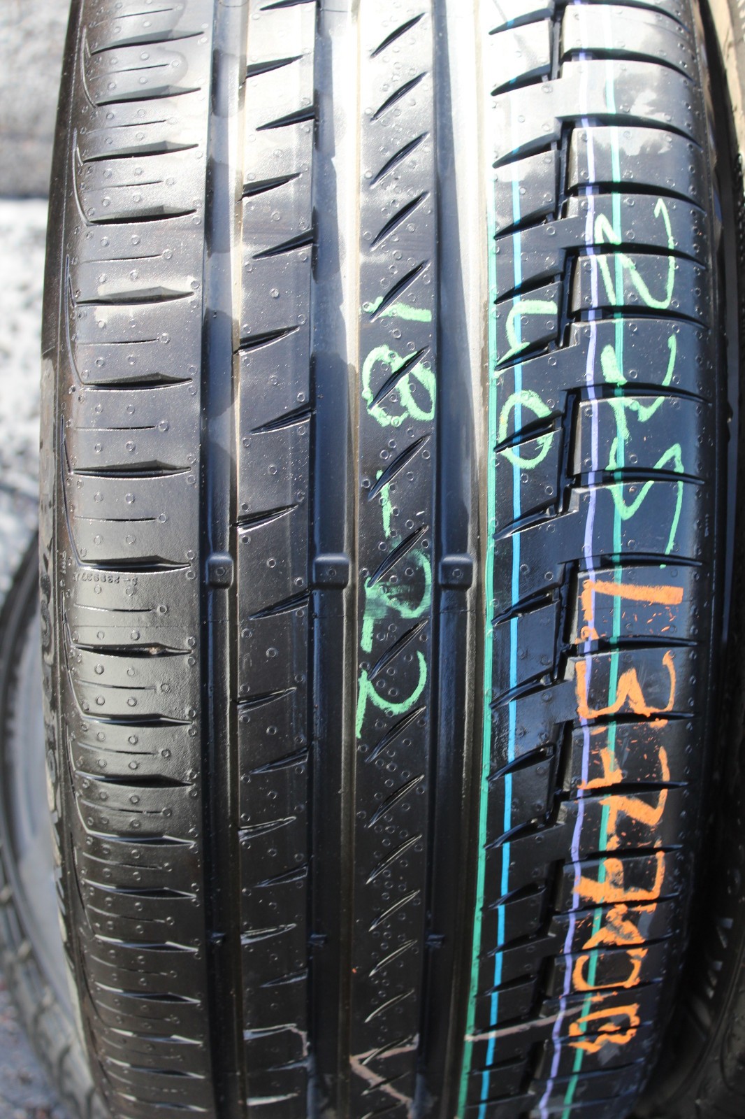 New 225 40 18 Continental, PC 6, XL, 92Y, x1 Tyre (F1_tyres) L3770