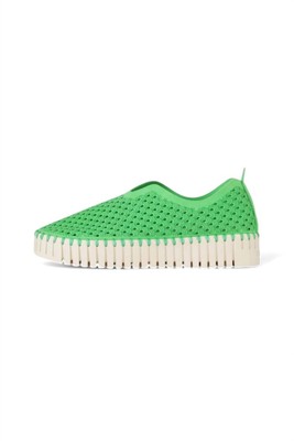 Ilse Jacobsen women's tulip slip-on shoes in Bright Green